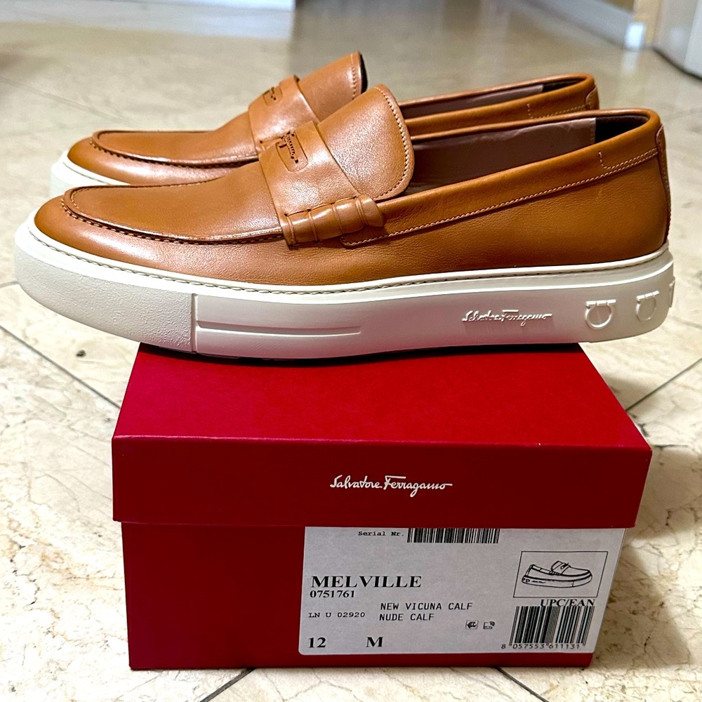 Salvatore Ferragamo Loafers size 12